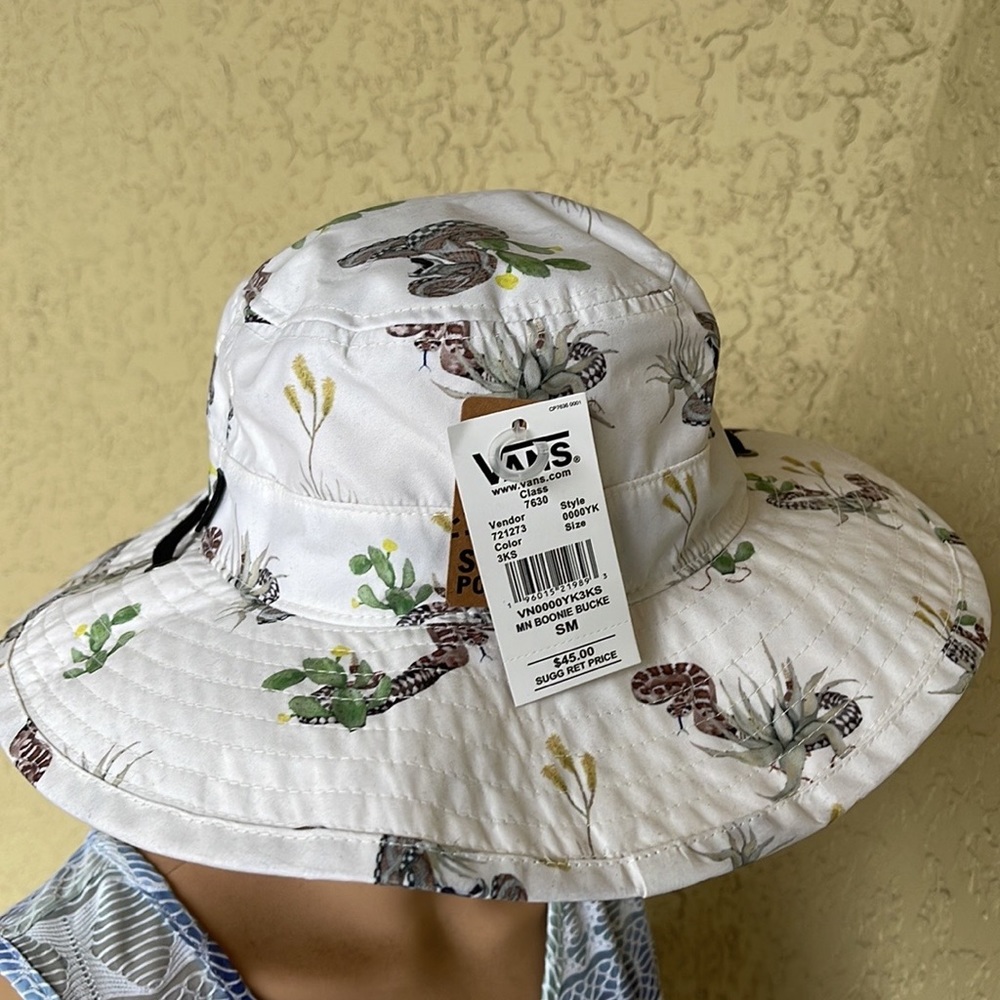 Vans BOONIE BUCKET HAT
COLOR - ANTIQUE WHITE
Desert Snake - Picture 13 of 16